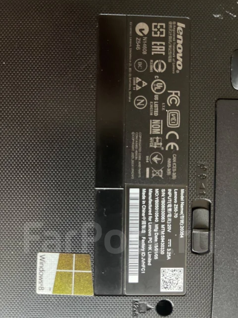 Lenovo IdeaPad Z50-70. ��� 8 ��, ���� 1 000���, WiFi: 1, Bluetooth: 1, ����������� �� 4��. ����