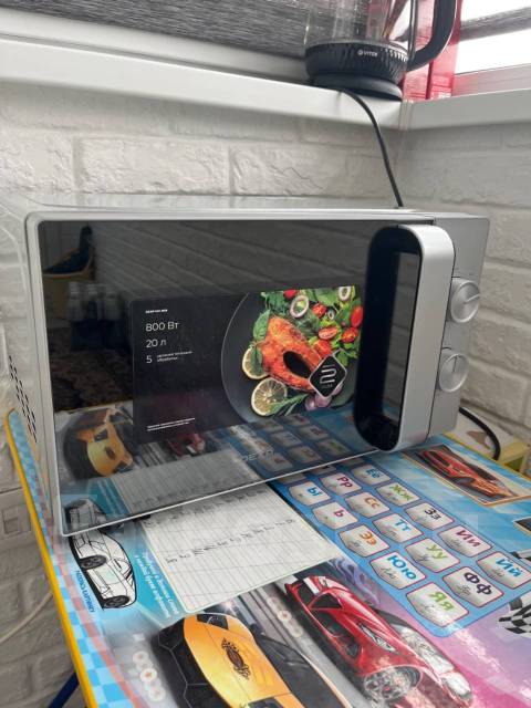 Продаю микроволновку, DEXP, б/у, в наличии. Цена: 3 500₽ в Уссурийске