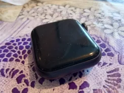 Apple Watch SE Nike. GPS ����