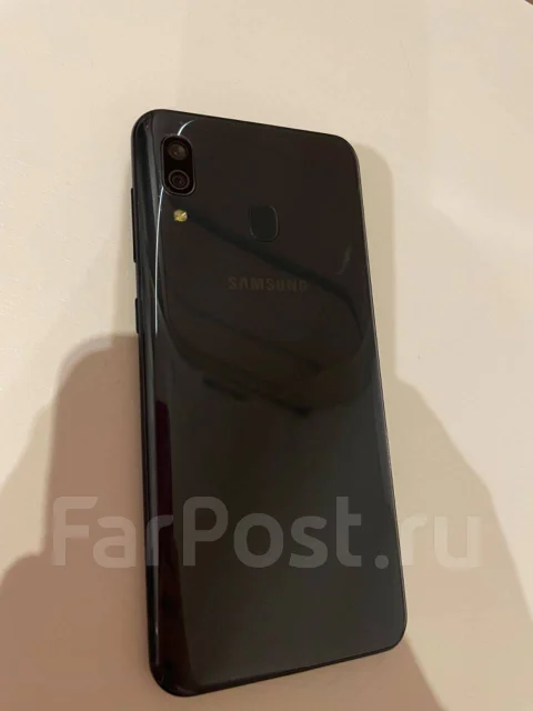 Samsung Galaxy A30. �/�, 32 ��, ������, 4G LTE, Dual-SIM, NFC ����