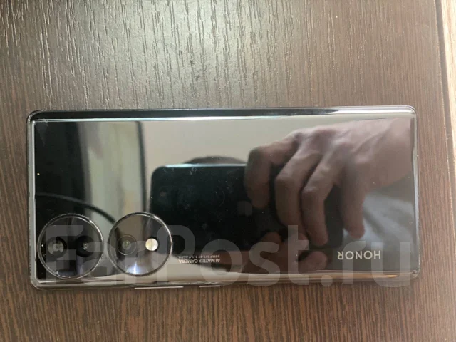 Honor 70. �/� ����