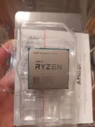 AMD Ryzen 3 2200G ����