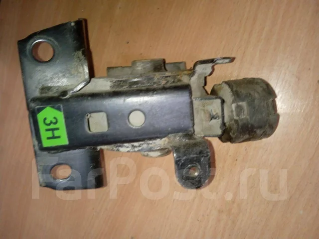 ����� ���� Toyota Corolla IX 123720D080 ����