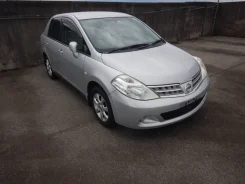 Nissan Tiida Latio. SC11143436, HR15 ����
