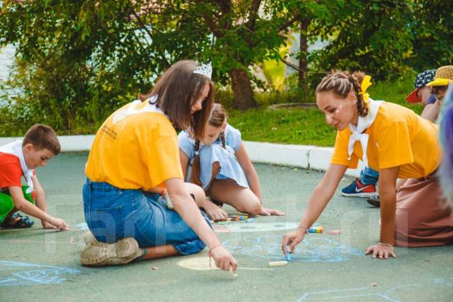 вдц орленок вожатые. вожатые в лагере. вожатый в лагерь вакансии 2024 лето. вожатый в лагерь вакансии 2024 лето. форма вожатых в лагере орленок.