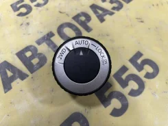������ ��������� ������� ������� Renault Duster Renault Duster I (2010�2015) 8200796642 8200796642 ����