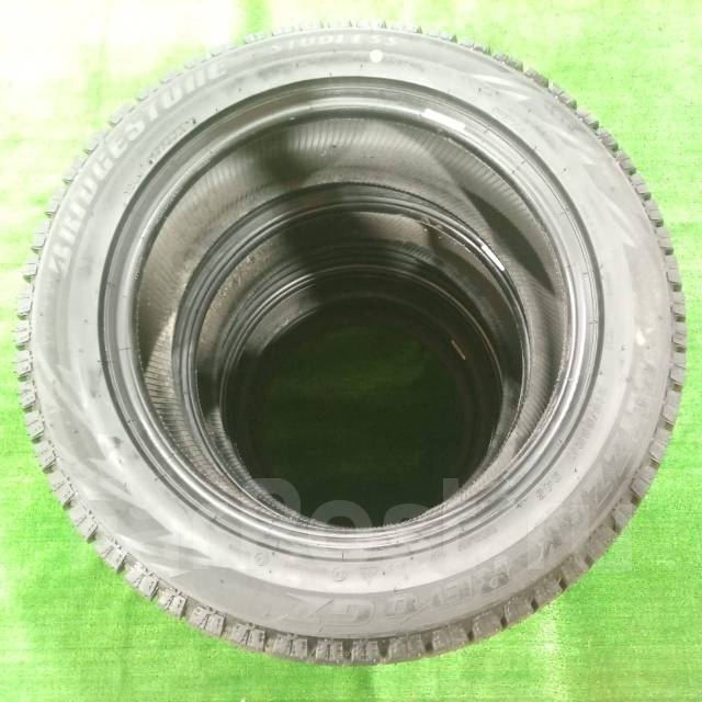 Bridgestone Blizzak Revo GZ, 215/55R17, 17", 1 шт, 215 мм, 55 % ...