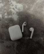 Apple AirPods ����