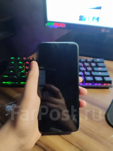 Xiaomi Redmi 9C. �/�, 64 ��, �����, 4G LTE, Dual-SIM, NFC ����