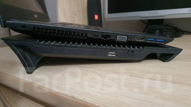 Acer Aspire E5-575G. 15.6", 2,6����, ��� 6 ��, ���� 600���, WiFi: 1, Bluetooth: 1, ����������� �� 5��. ����