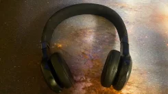 JBL Live 460NC ����