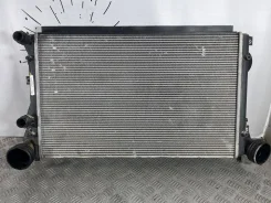 ������� ���������� � ����� Audi A3 8P ���������� 2 (2008�2013) 1K0121251AT 1K0121251AT ����