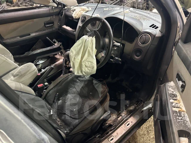 Mazda Verisa ����