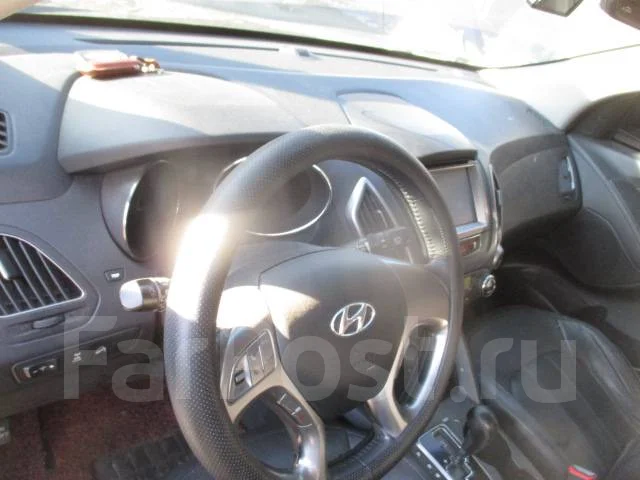 Hyundai Tucson. LM, D4HA ����