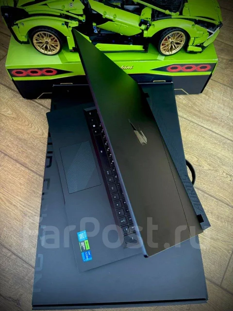 Gigabyte Aorus 17. 17.3", ��� 16 ��, ���� 1 000���, WiFi: 1, Bluetooth: 1, ����������� �� 4��. ����
