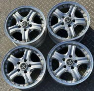 K-Racing. 5.5x15", 5x114.3, ET45 ����