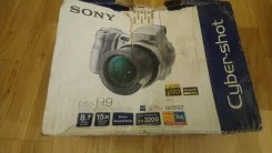 Sony Cyber-shot DSC-H9. 8 - 8.9 ��, ���: 14� � ����� ����