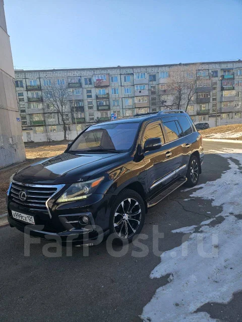 Lexus LX570. �������, 4wd, 5.7 (388��.�.), ������, 198 000����. �� ����