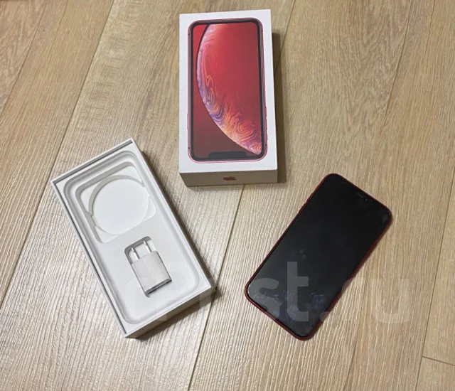 Apple iPhone Xr. �/�, 64 ��, �������, 4G LTE ����