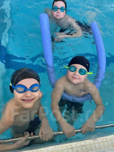 Обучение плаванию детей и взрослых в СК олимпиеец во Владивостоке