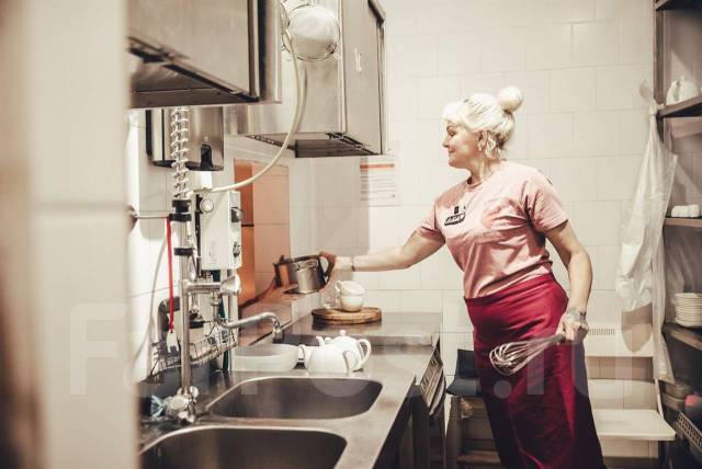 Вологда вакансии мойщик посуды. Требуется посудомойщица. Мойщики кухонного инвентаря. Вологда вакансии мойщик посуды. Требуется мойщица посуды.