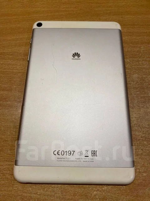 Huawei MediaPad T1. 7.5 ������, ������ 8 �� ����