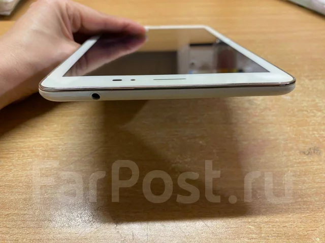 Huawei MediaPad T1. 7.5 ������, ������ 8 �� ����