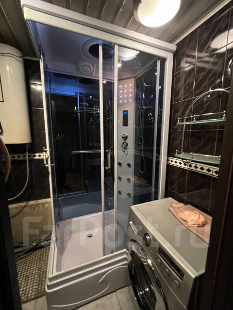 Установка душевых кабин, ограждений, унитазо раковин, смесителей мебел ...