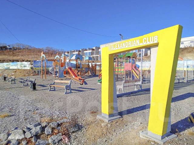 Таунхаусы на берегу моря, 25:31:010301:2422, от застройщика, ООО ...