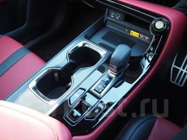 Lexus NX300h. ��������, ��������, 2.5 (190��.�.), ������, 16 000����. ��, �/�. ��� ����� �� ������������ ����