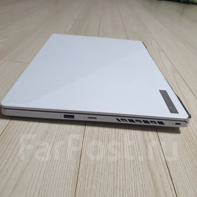 Asus ROG Zephyrus G15 GA503QR. 16", ��� 24 ��, ���� 1 000���, WiFi: 1, Bluetooth: 1. ��� ����� �� ������������ ����