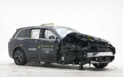 Li L9. 2T2BK1BAOAC0 ����