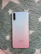 Honor 30i. �/�, 128 ��, 4G LTE, Dual-SIM, NFC ����