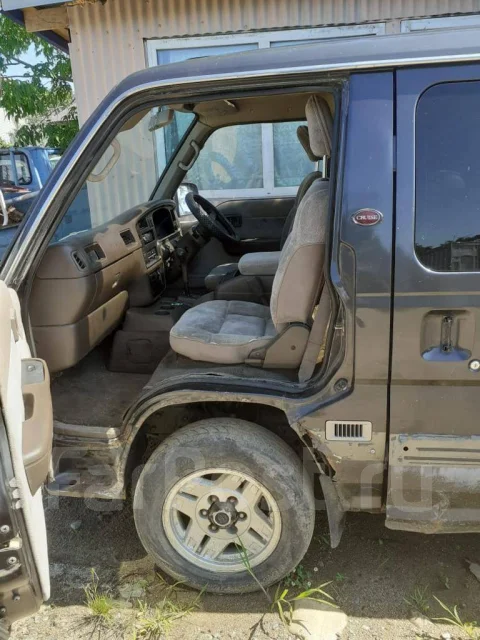 Nissan Caravan. �������, 4wd, 2.7 (110��.�.), ������ ����