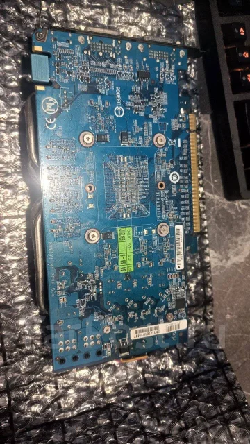 GeForce GTX 560 Ti ����