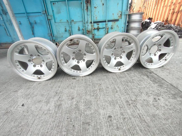 Vindeta Aero. 8.0x17", 6x139.7, ET22, �� 110���. ����
