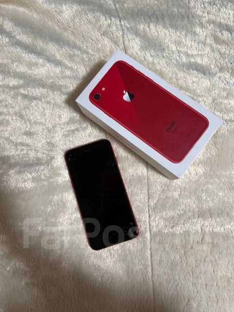 Apple iPhone 8. �/�, 64 ��, �������, 3G, 4G LTE, NFC ����