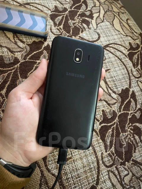 Samsung Galaxy J4. �/�, 32 ��, ������, 4G LTE, Dual-SIM ����