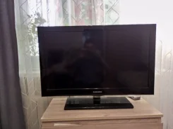 Samsung LE32C530F1W. LED ����