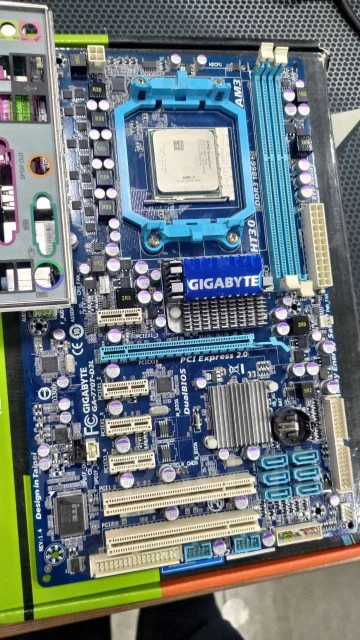 AMD ����