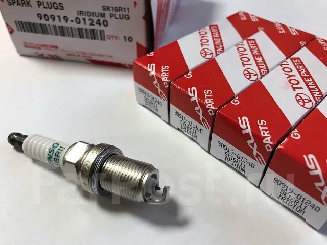 Комплект свечей зажигания Toyota 90919-01240 1NZ / 2NZ / 2AZ