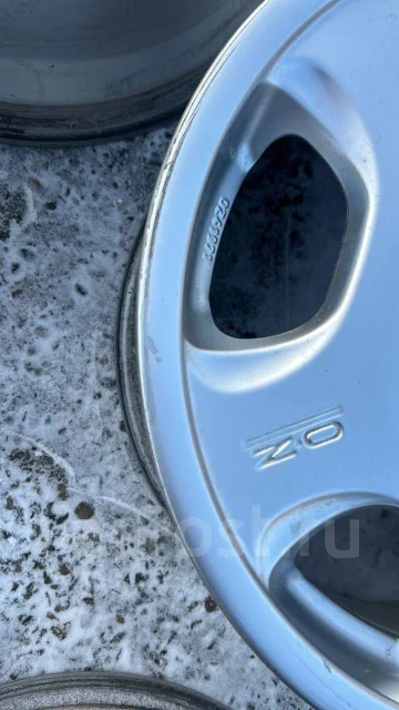 OZ Racing Hydra. 7.0x17", 5x114.3, ET45 ����