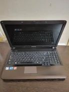 Samsung R540. 15.6", 2,6����, ��� 4 ��, ���� 500���, WiFi: 1, Bluetooth: 1, ����������� �� 4��. ����