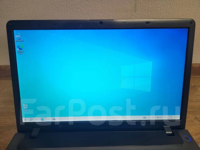 Samsung 355V5C. 1,9����, ��� 8 ��, ���� 500���, WiFi: 1, Bluetooth: 1 ����