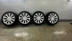 BADX Loxarny Tempest W.Vision. 8.0x19", 5x100, 5x114.3, ET45 ����