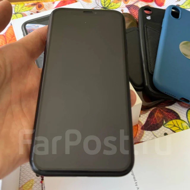 Apple iPhone Xr. �/�, 128 ��, ������, 4G LTE, ����������, NFC ����