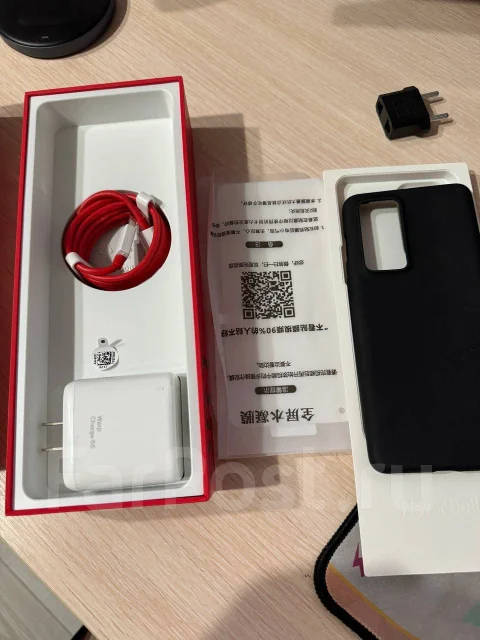 OnePlus 9RT. �/�, 256 ��, ������, 4G LTE, 5G, Dual-SIM ����