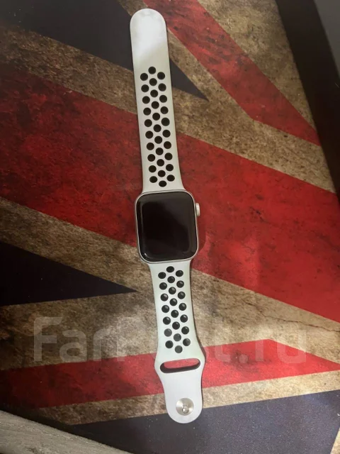 Apple Watch SE ����