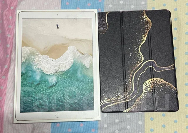Apple iPad Pro 12.9 2017. 12.2 ������, ������ 256 �� ����