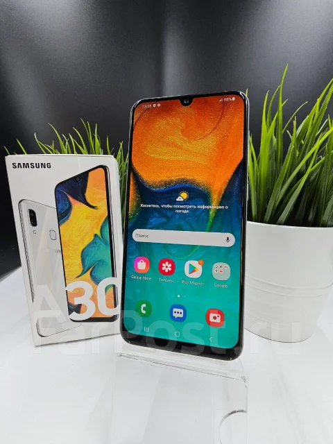 Samsung Galaxy A30. �/�, 64 ��, �����, 3G, 4G LTE, Dual-SIM, NFC ����